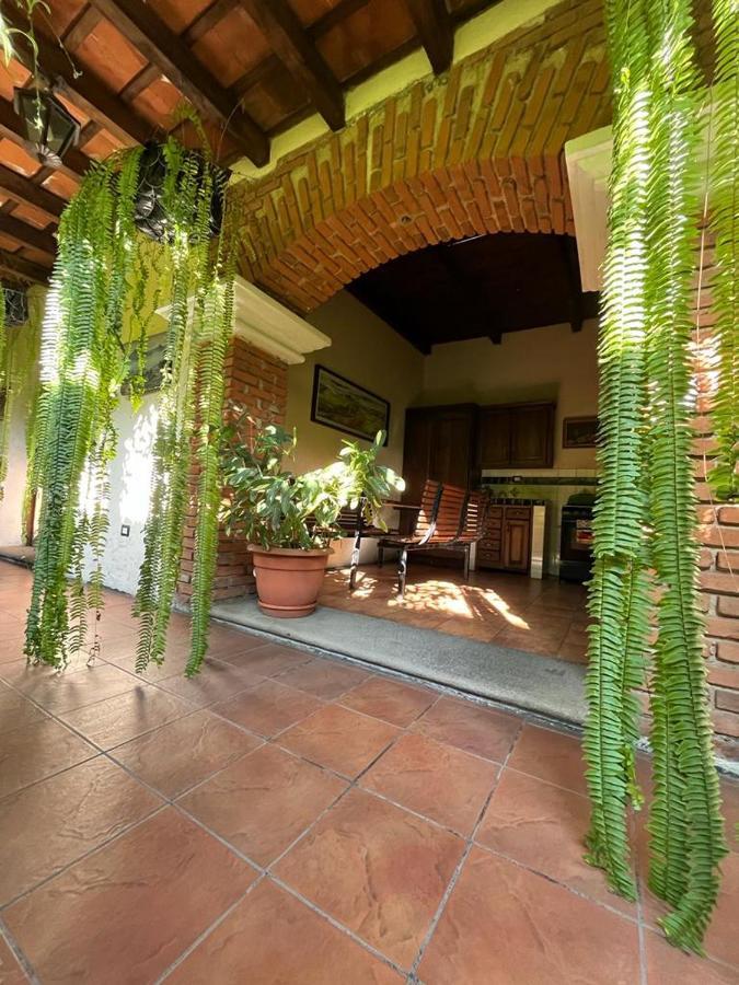Apartament Casa Del Viajero Colonial Antigua Zewnętrze zdjęcie