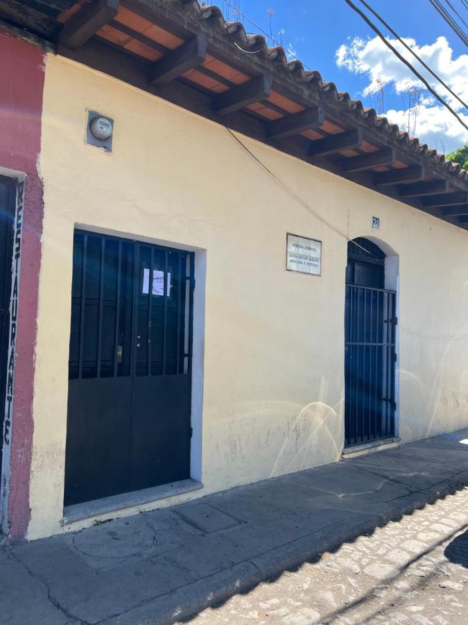 Apartament Casa Del Viajero Colonial Antigua Zewnętrze zdjęcie